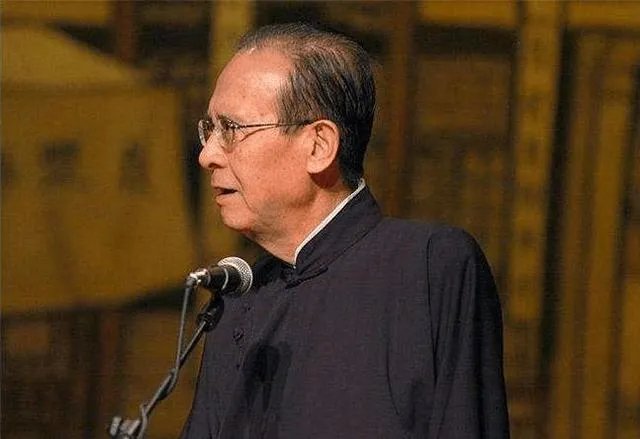 郭德纲当年为什么没有拜张文顺先生为师?