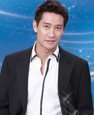 求图片：在泰国电视剧【妒海】里饰演伯腾的叫什么？