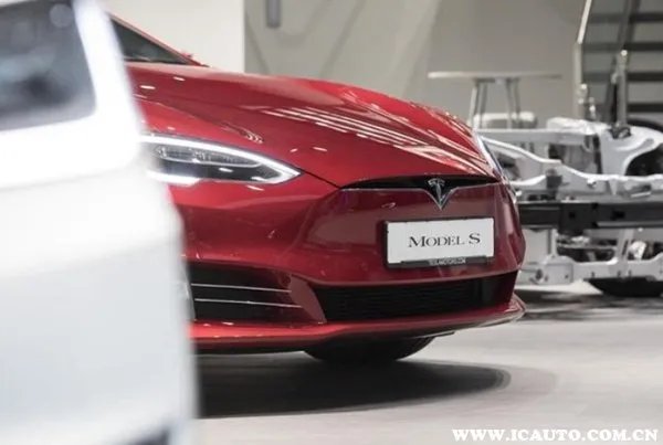 哪个租车平台能租到特斯拉?Model3租一天多少钱