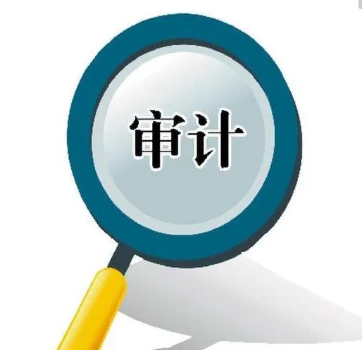 员工举报德勤涉嫌协助其他公司财务造假,涉事公司分别需要承担哪些责任?