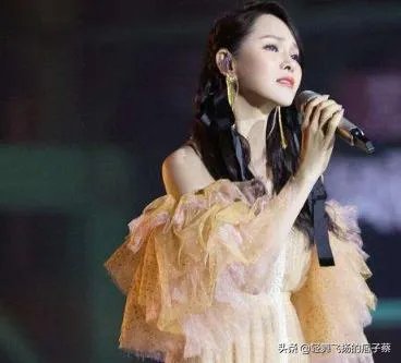 明星伊能静现在为什么备受争议?