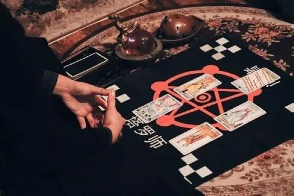塔罗牌占卜真的准吗?