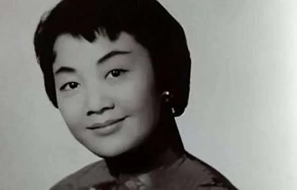 ”上海滩七大歌后“歌手姚莉去世,她在音乐界有过哪些辉煌成就?