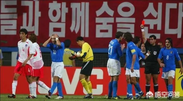 冬奥短道速滑男子1000米预赛,中国选手韩天宇、任子威连遭争议判罚被淘汰,你怎么看?