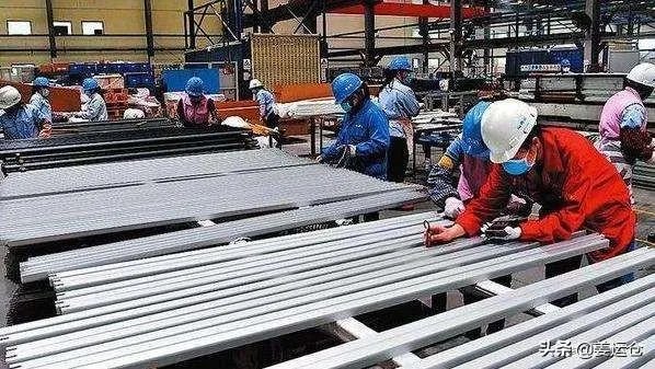 为什么特朗普希望美国复工?是不是担心美国陷入经济危机?