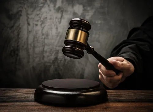 男子听说手中藏品估价三百万百万后被骗,该吸取哪些教训?