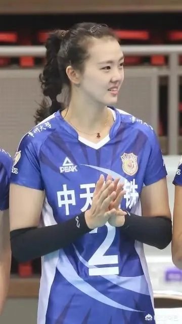 江苏女排主场3:0胜广东恒大,八强三客一主仅积4分,基本无缘进四强吗?你怎么看?
