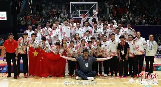 男篮世预赛中国队名单出炉,7名95后、全是90后!你对这份名单怎么看?