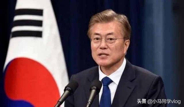特朗普最后的退让，韩国保护费降到13亿美元，文在寅坚决说不刚到底，对此你怎么看？