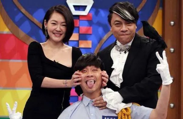 《康熙来了》停播3年,怼天怼地的小S终于回来了,当年为何停播这档综艺?