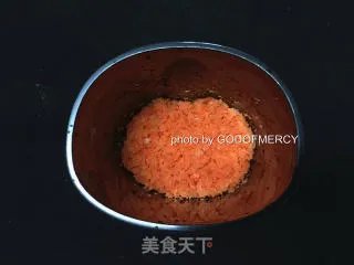夏季美容美体的秘密:原汁原味的木瓜胡萝卜汁