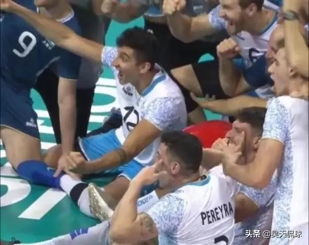 韩国受辱上诉了,中国男排2:3输球又受辱,这次还沉默吗?您如何看待这件事?