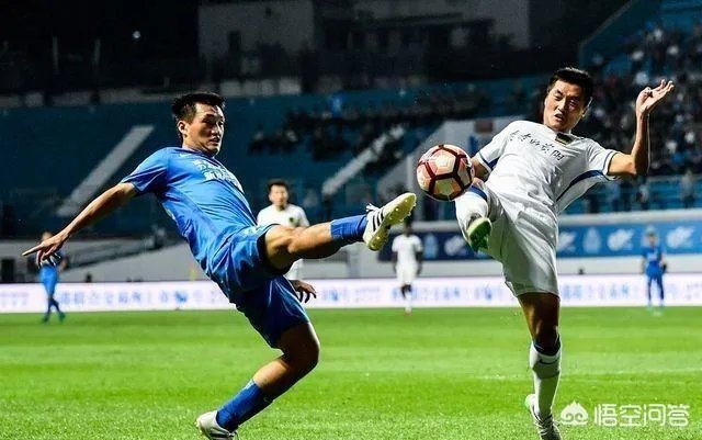 郜林“飞踹”好友李帅私密部位,你如何看这个动作?