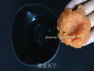 夏季美容美体的秘密:原汁原味的木瓜胡萝卜汁