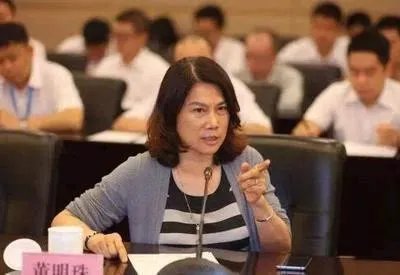 格力董明珠公开举报奥克斯,您怎么看?