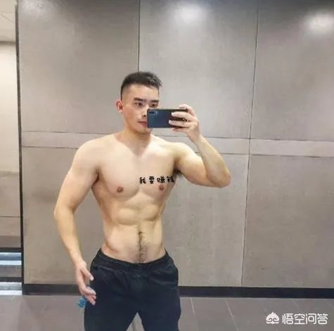 萧亚轩方回应恋情，具体怎么回事？
