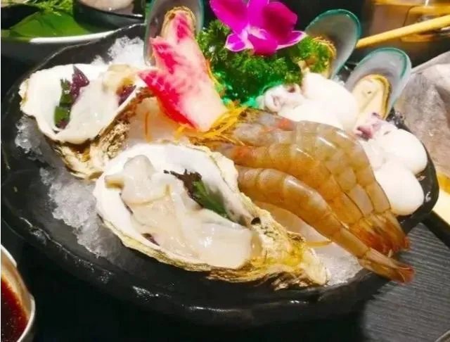位于长沙市中心的五一广场,大家有哪些美食推荐?