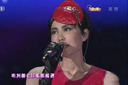 完美适应不同耳型 自动充气式耳塞展示