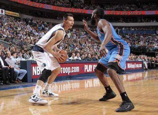 易建联NBA砍下最高分29分，那是对哪支球队取得的？