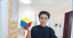 90后男孩拥有八项吉尼斯世界纪录,被称为全西安手速最快的男人,他是谁?