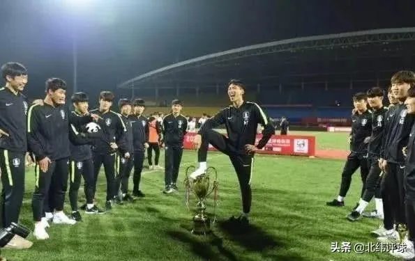 韩国受辱上诉了,中国男排2:3输球又受辱,这次还沉默吗?您如何看待这件事?