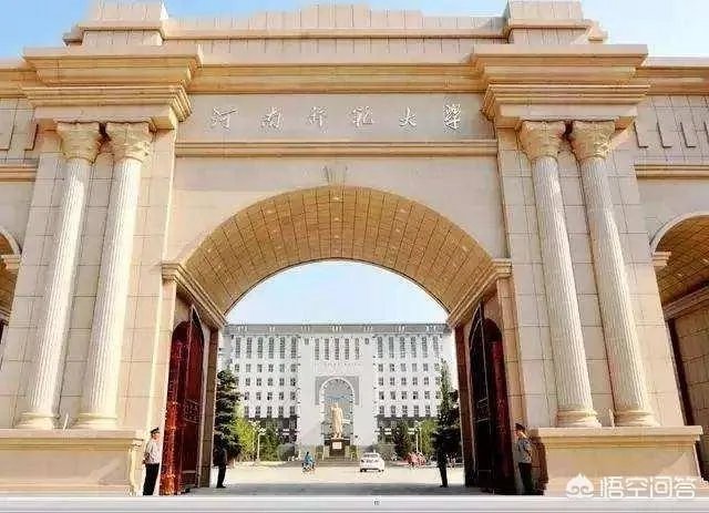 哪里可以看到教师招聘公告？