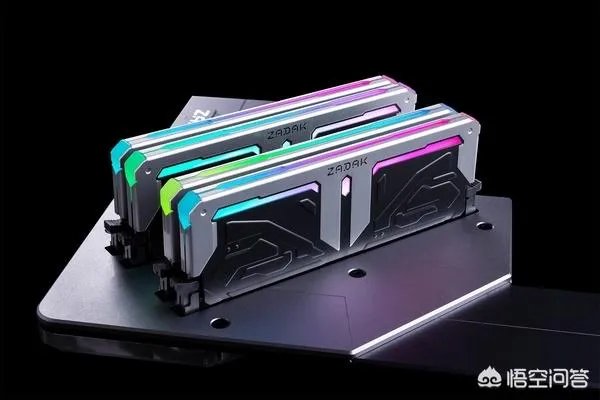 ZADAK是什么品牌?新发布的SPARK RGB DDR4内存怎么样?